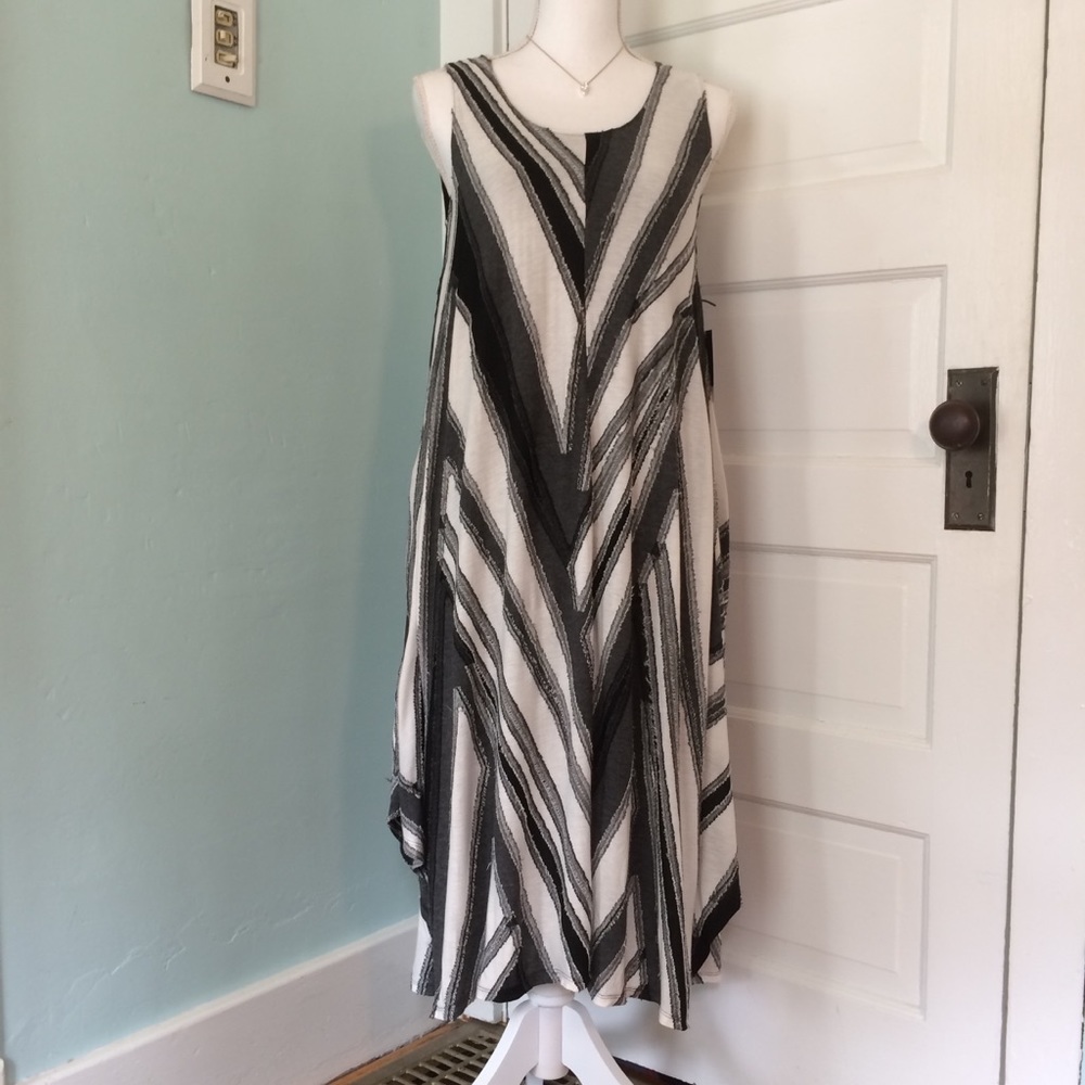 Simply Vera Vera Wang Lagenlook Black & White Boho MIDI Festival Hipster Dress